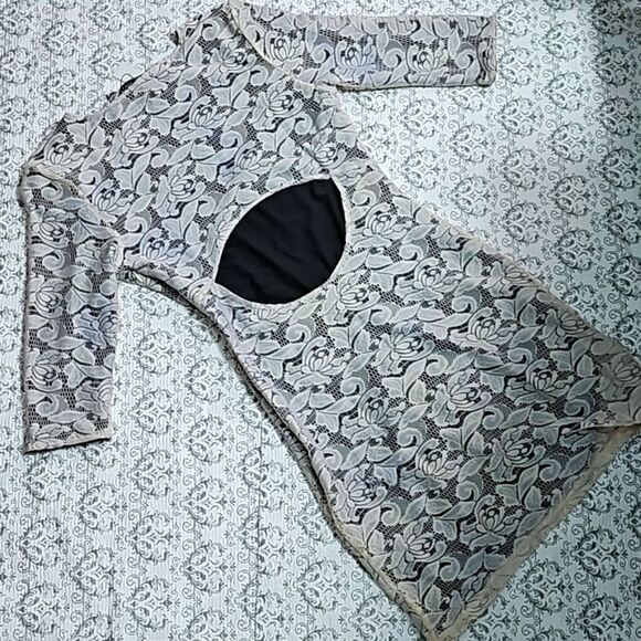 Lovers + Friends Lace Embroidered Cream Cut Out Bodycon Dress Small - Picture 8 of 11